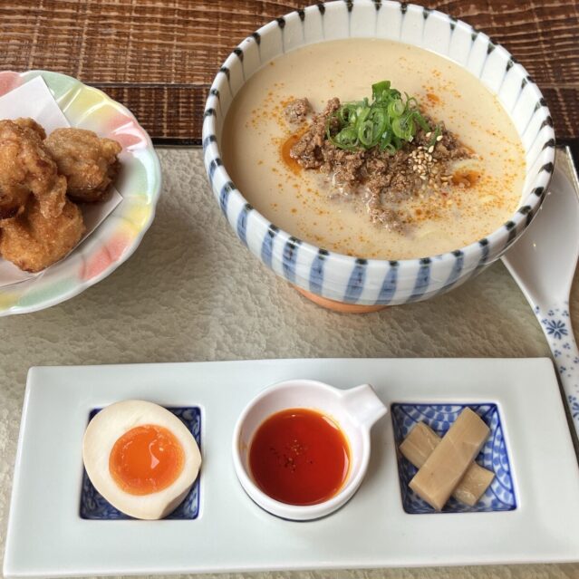 ごまみそ担々麺。